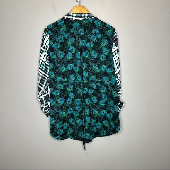 Symple NYC plaid oversized button front peacock blouse - Picture 9 of 9
